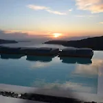 Amaze Otel Imerovigli (Santorini)