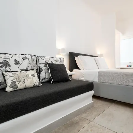 Amaze 5* Imerovigli (Santorini)