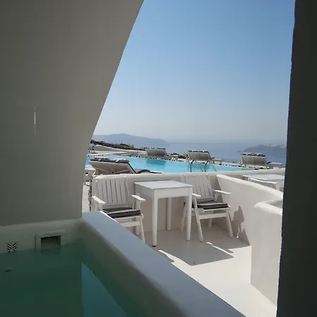 Amaze Hotel Imerovigli (Santorini)