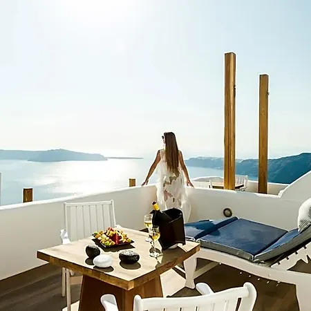 Amaze Imerovigli (Santorini)