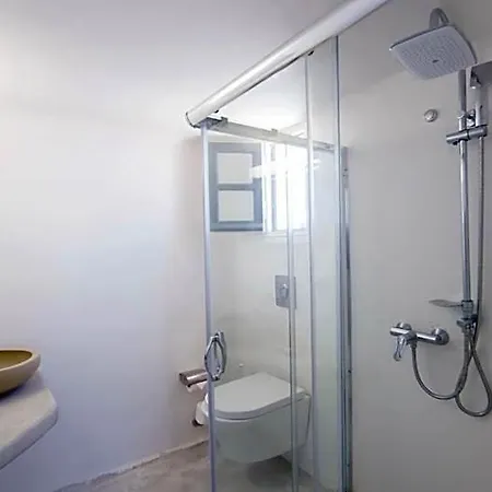 Amaze Hotel Imerovigli (Santorini)