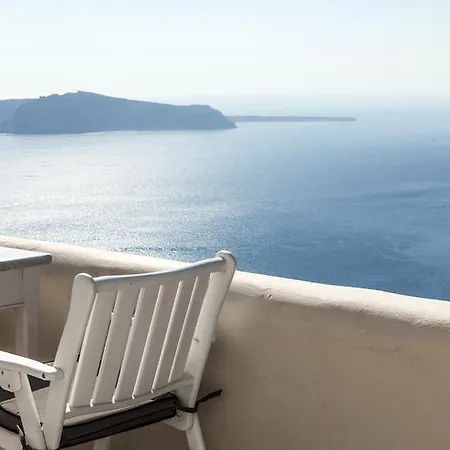 Amaze Imerovigli (Santorini)