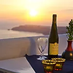 Amaze Hotel Imerovigli (Santorini)