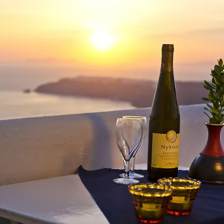 Amaze Hotel Imerovigli (Santorini)