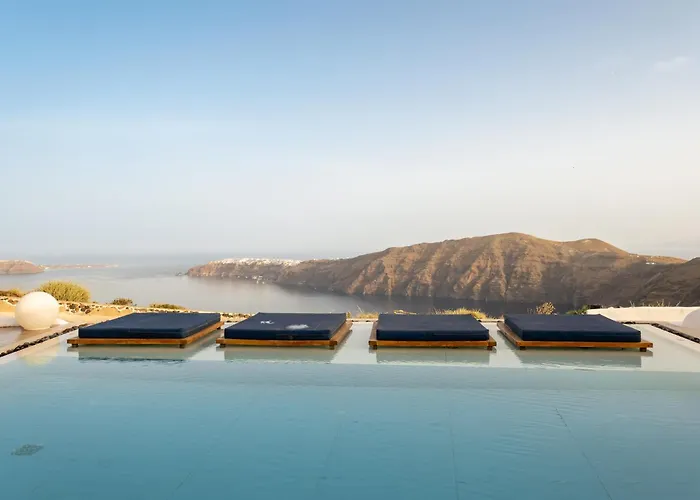 Amaze 5* Imerovigli (Santorini)