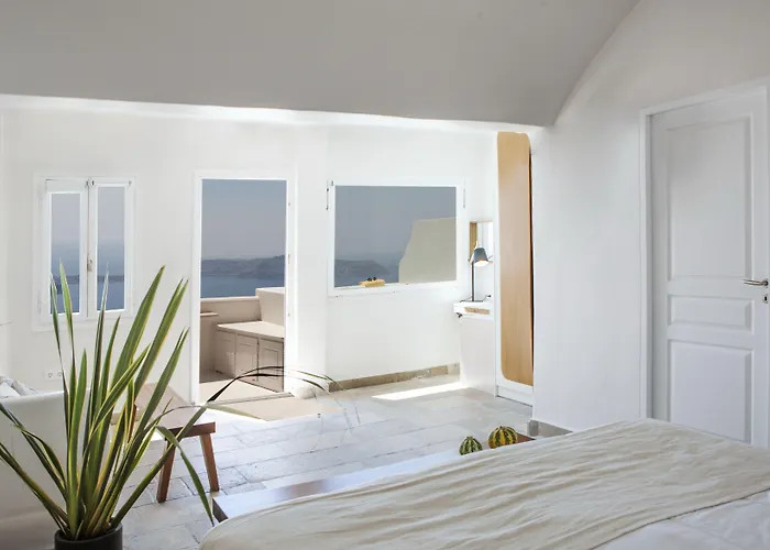 Amaze 5* Imerovigli (Santorini)