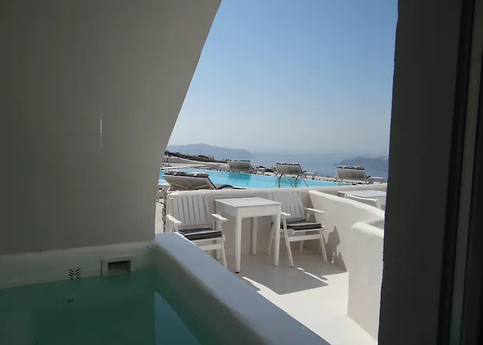 Amaze Hotel Imerovigli (Santorini)