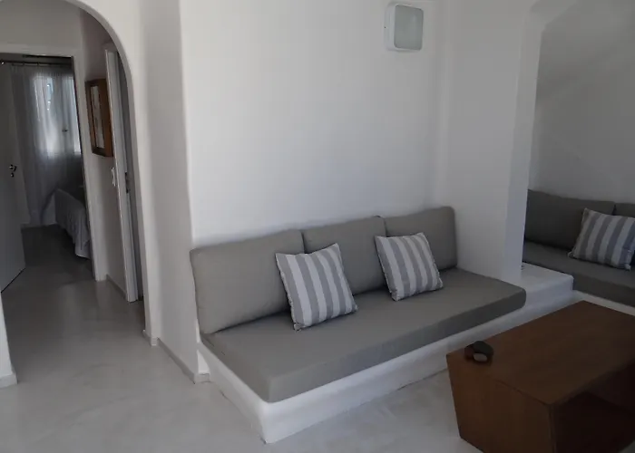 Amaze Imerovigli (Santorini)